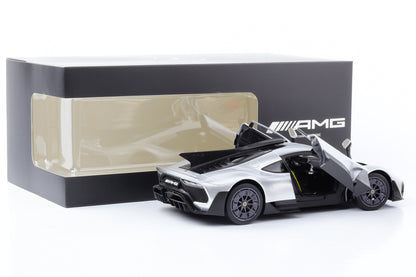 1:18 Mercedes-Benz AMG One C 298 hightechsilber NZG Dealer