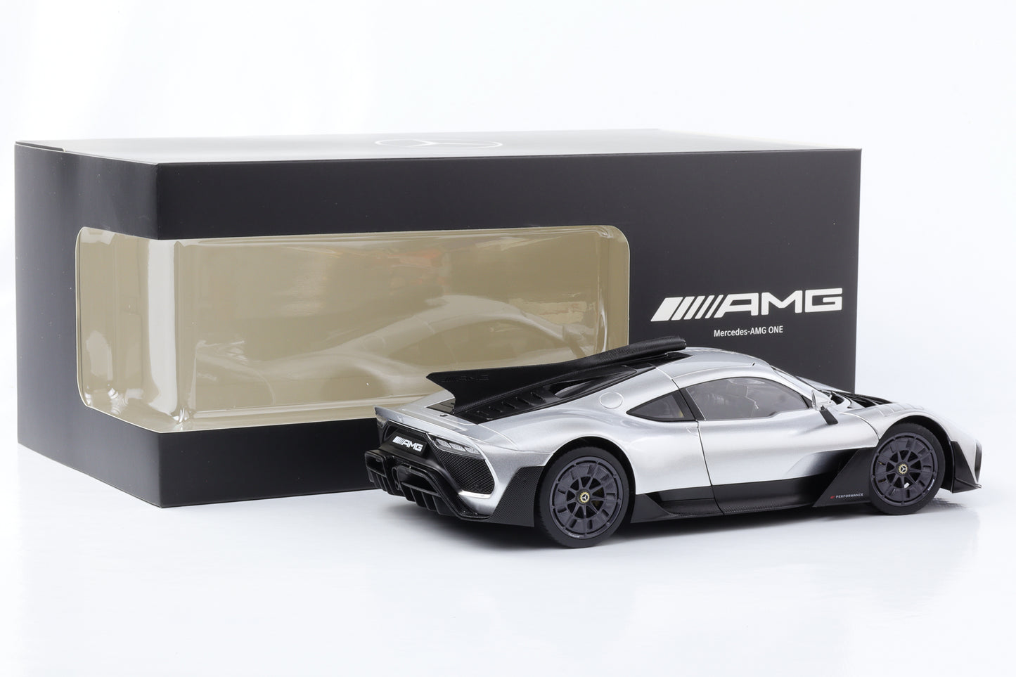 1:18 Mercedes-Benz AMG One C 298 hightechsilber NZG Dealer