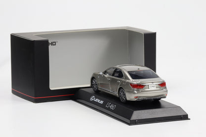 1:43 Kyosho Lexus LS460 F Sport Limousine Sonic Titanium 2015 03659T
