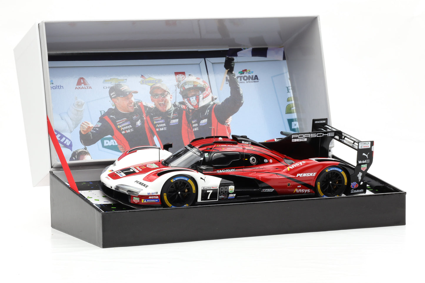 1:18 IXO Porsche 963 #7 Sieger 24h Daytona 2024 Penske Motorsports Giftbox