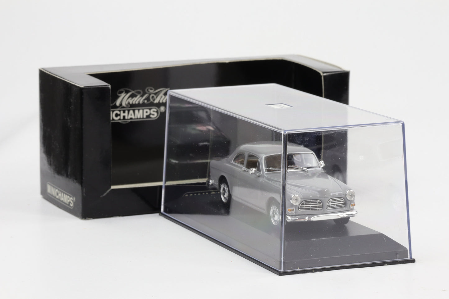 1:43 Minichamps Volvo Amazon 121 grau / Pärlgra