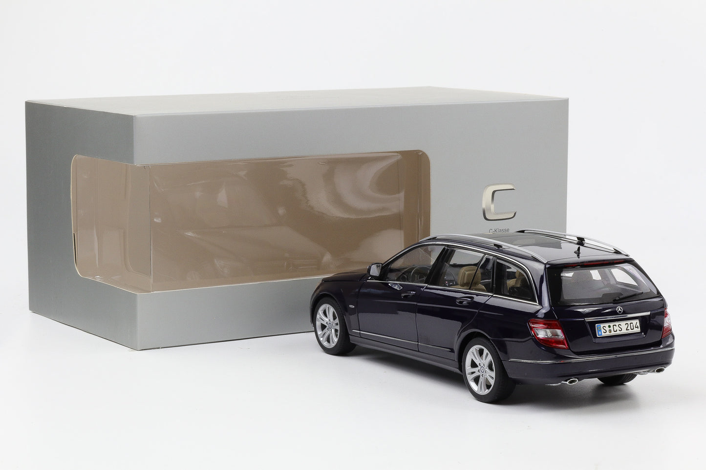 1:18 Autoart Mercedes-Benz C-Klasse S204 T-Modell Tansanitblau 2007