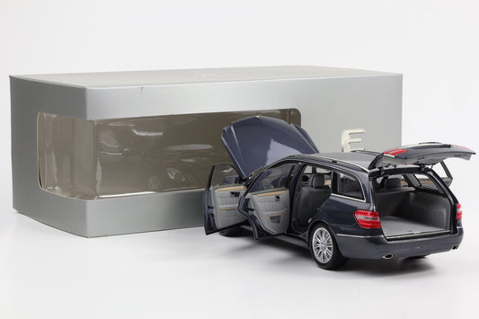 1:18 Minichamps Mercedes-Benz E-Klasse S212 T-Modell Tenoritgrau metallic