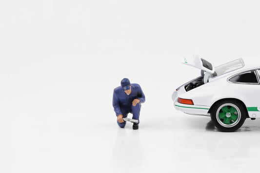 1:24 Figur Auto-Mechaniker Juan mit Radmutternschlüssel American Diorama Figuren