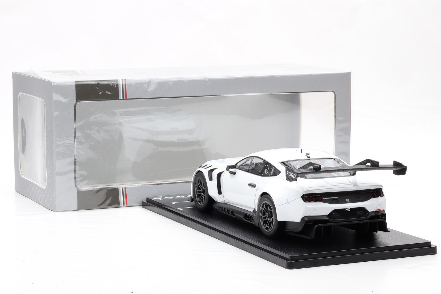 1:18 IXO Ford Mustang GT3 Racing Spec Plain Body Version 2024