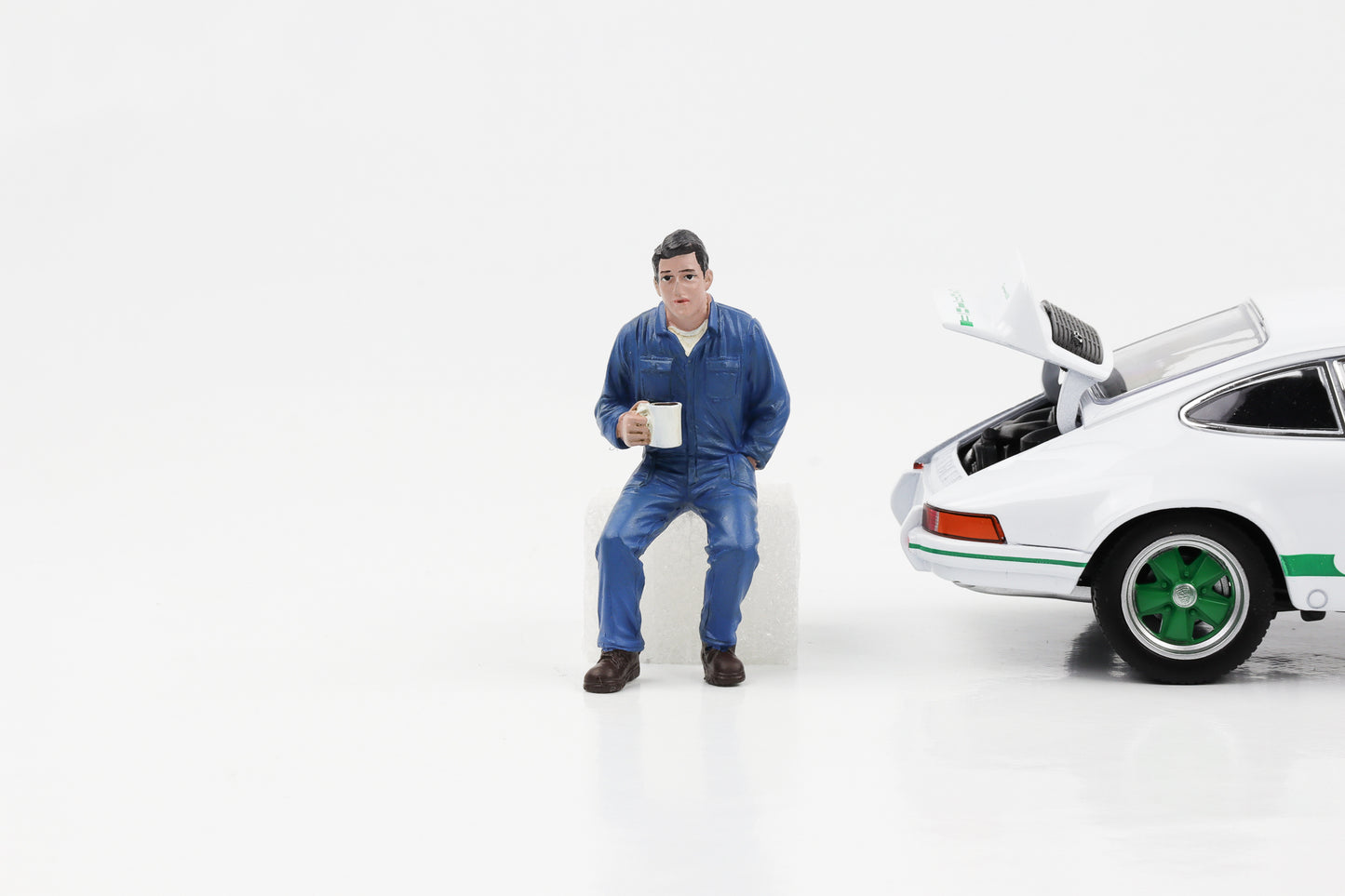 1:24 Figur Auto-Mechaniker Johnny trinkt Kaffee American Diorama Figuren