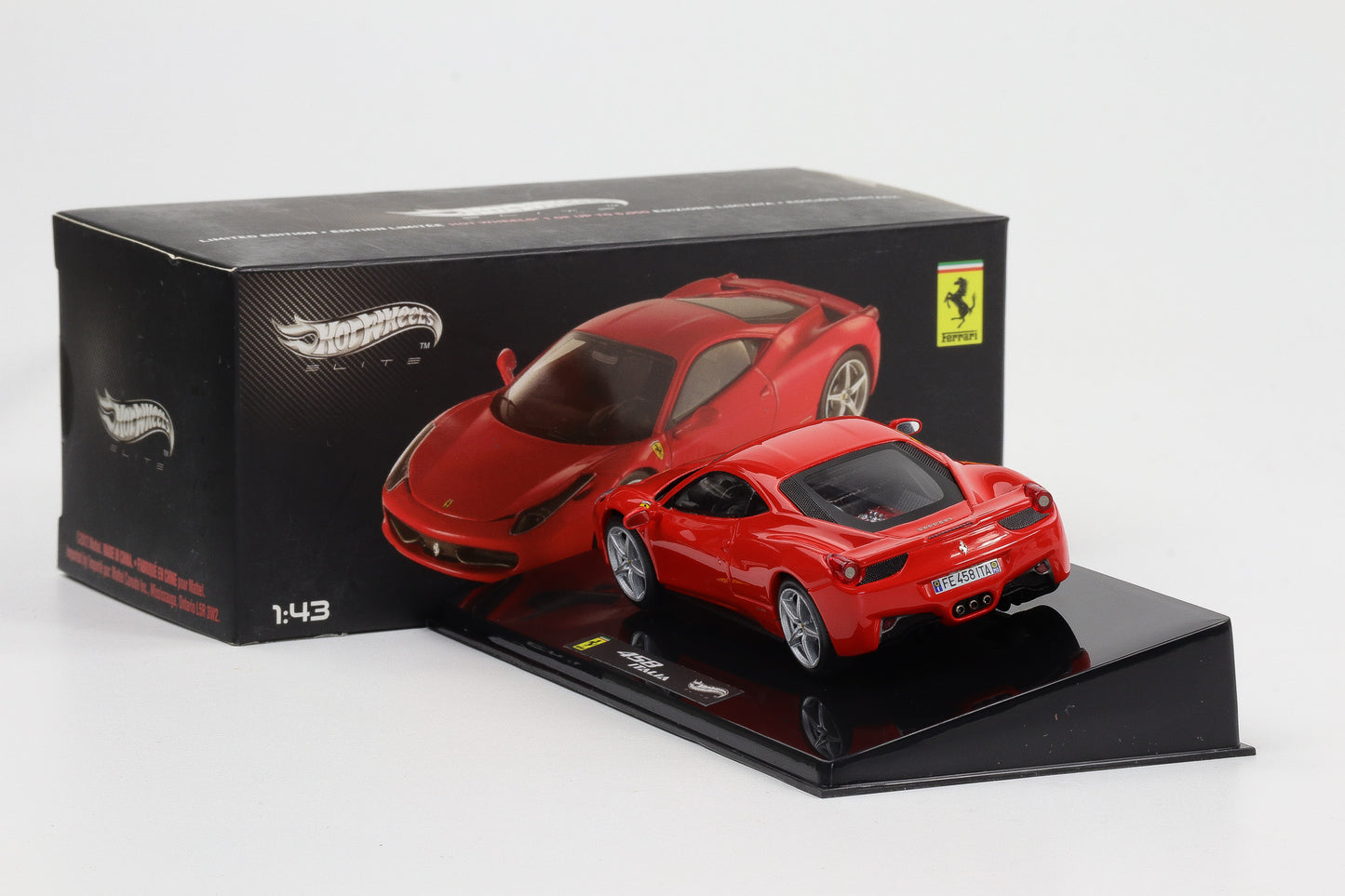 1:43 Hot Wheels Elite Ferrari 458 Italia rot X5502