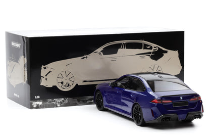 1:18 Minichamps BMW M5 2024 (G90) 2024 blau metallic full opening