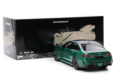 1:18 Minichamps BMW M5 2024 (G90) 2024 green metallic full opening