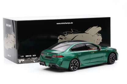 1:18 Minichamps BMW M5 2024 (G90) 2024 green metallic full opening