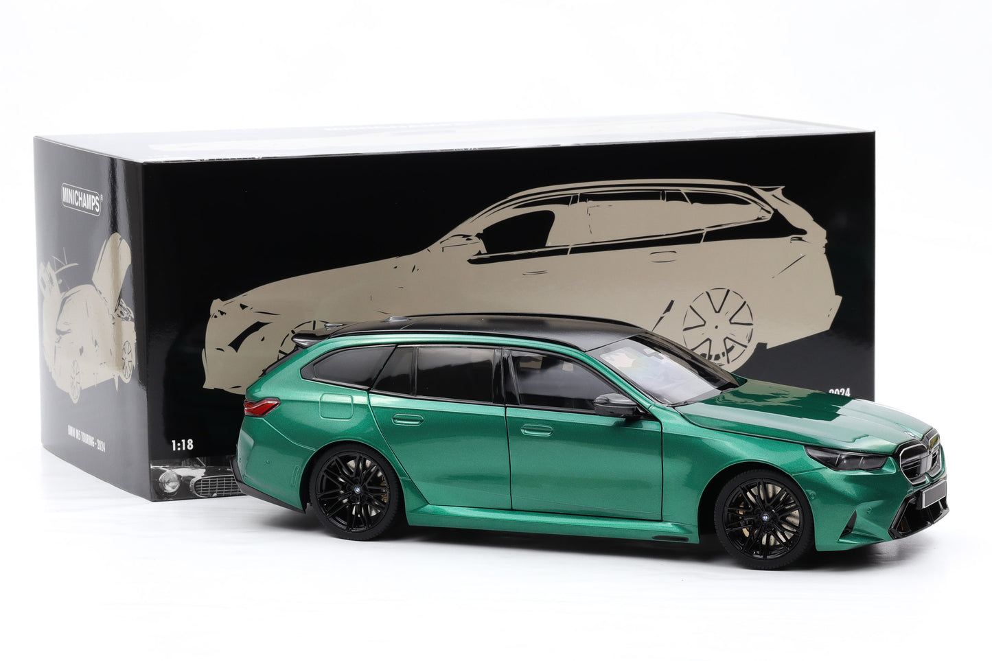 1:18 Minichamps BMW M5 Touring 2024 (G90) 2024 green metallic full opening