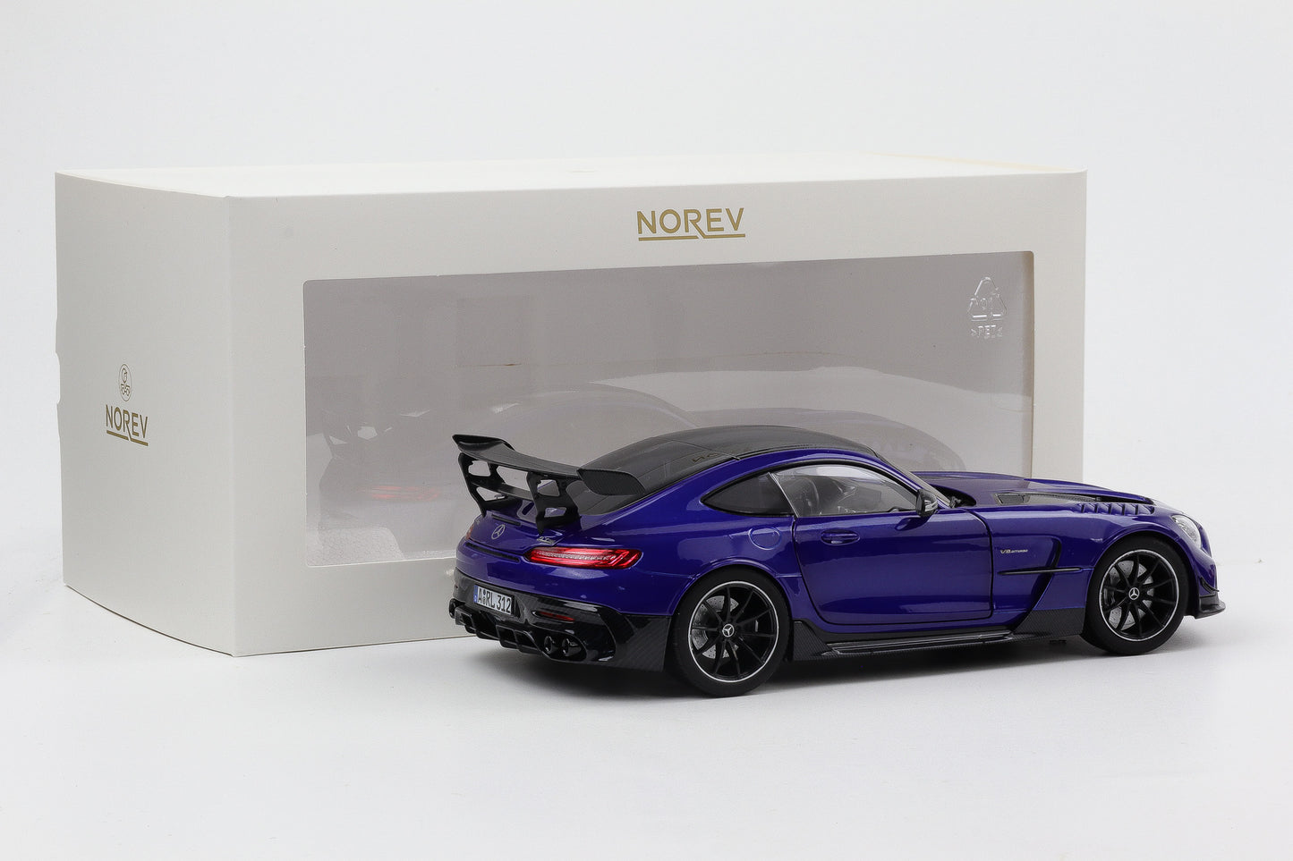 1:18 Norev Mercedes-Benz AMG GT Black Series blau metallic 2021 183908