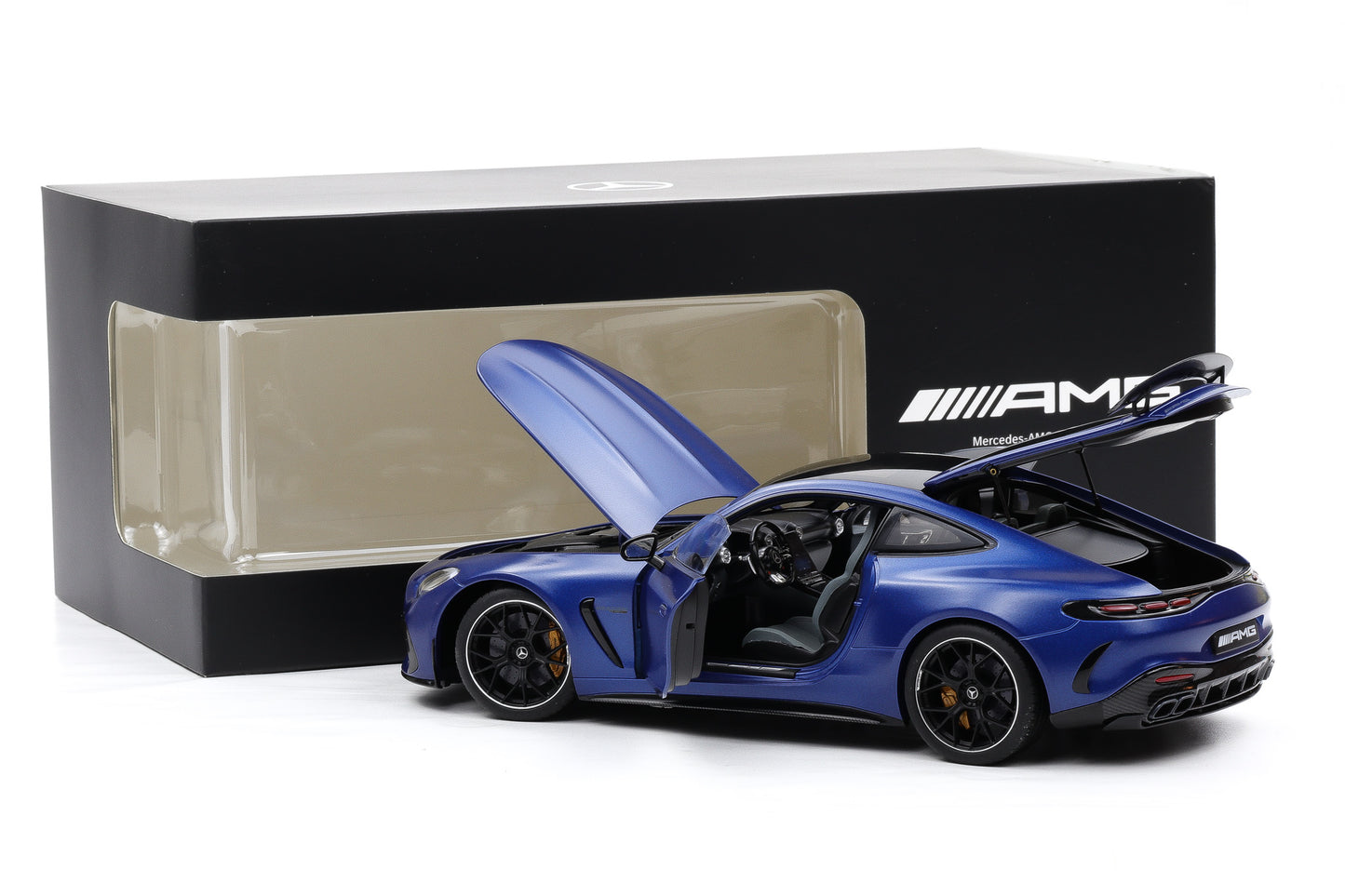 1:18 Mercedes-Benz AMG GT 63 PRO MANUFAKTUR spectralblau magno NZG Dealer