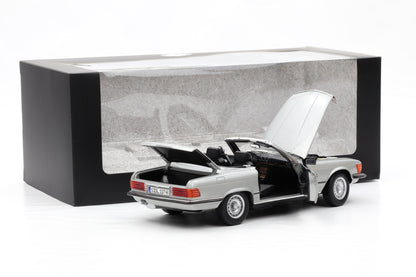 1:18 Mercedes-Benz 450 SL R107 Hard/Softtop astral silver metallic Norev Dealer