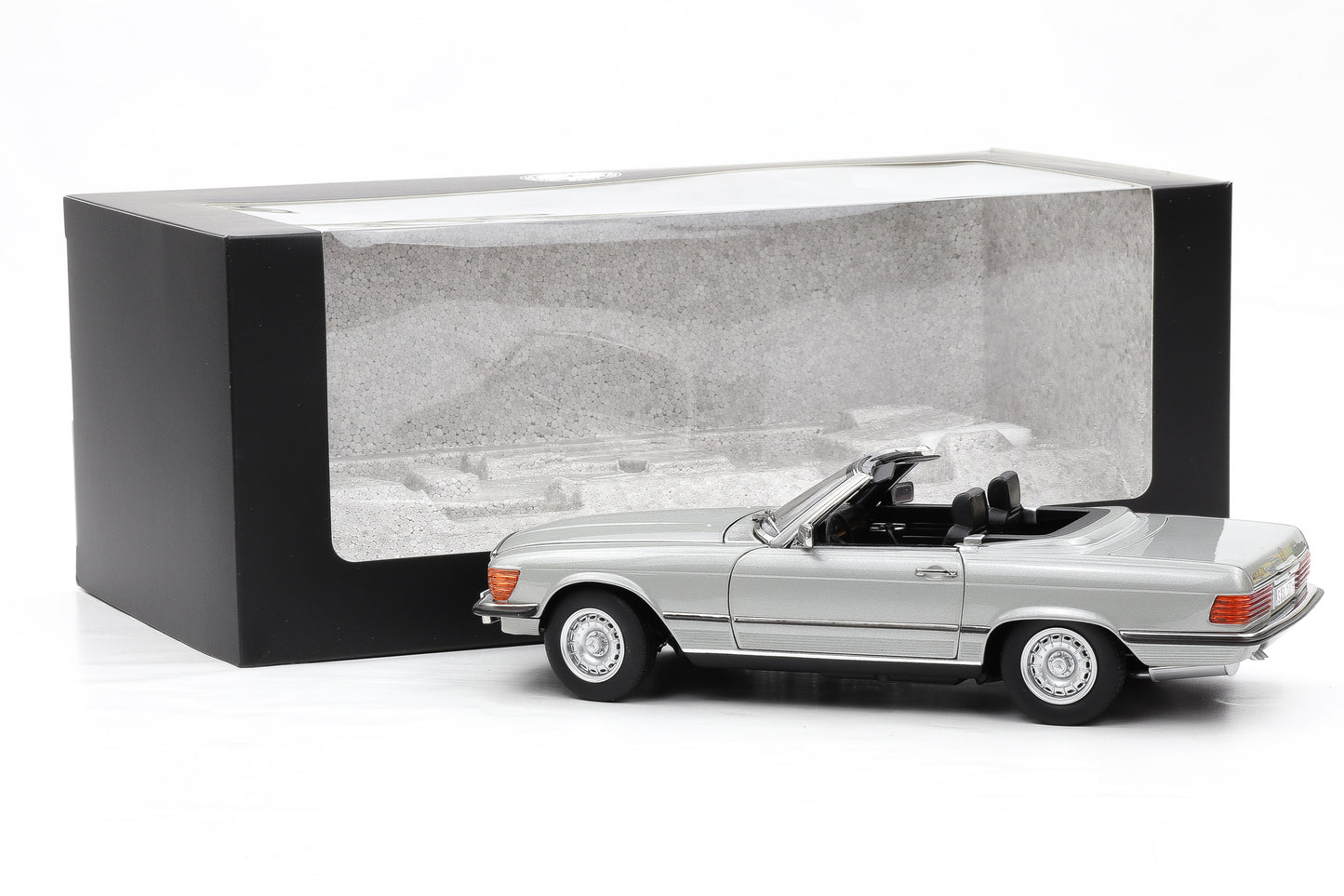 1:18 Mercedes-Benz 450 SL R107 Hard/Softtop astral silver metallic Norev Dealer