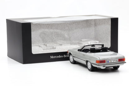 1:18 Mercedes-Benz 450 SL R107 Hard/Softtop astral silver metallic Norev Dealer