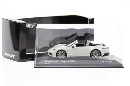 1:43 Porsche 911 992 Targa 4 GTS 2021 grigio gesso Minichamps