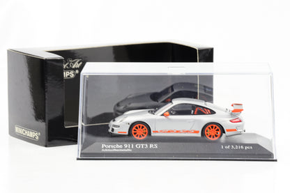 1:43 بورش 911 997 GT3 RS 2006 القطب الشمالي فضي معدني Minichamps