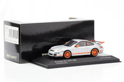 1:43 بورش 911 997 GT3 RS 2006 القطب الشمالي فضي معدني Minichamps