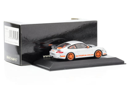 1:43 بورش 911 997 GT3 RS 2006 القطب الشمالي فضي معدني Minichamps