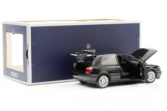 1/18 VW Golf III GTI 1996 "20 Years Anniversary Edition" Norev ouverture complète