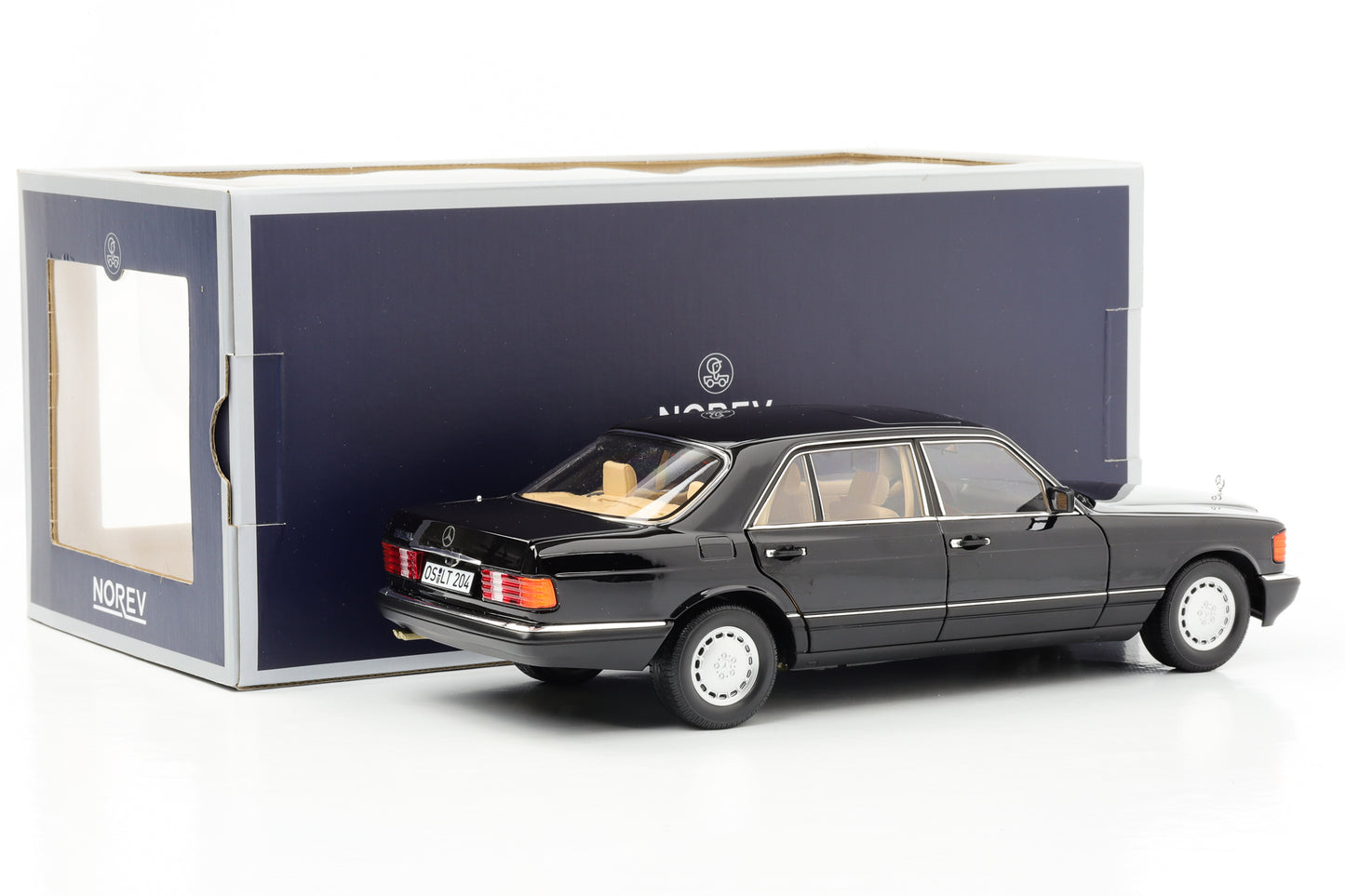 1:18 Mercedes-Benz 560 SEL W126 Limousine 1989 schwarz Norev full opening