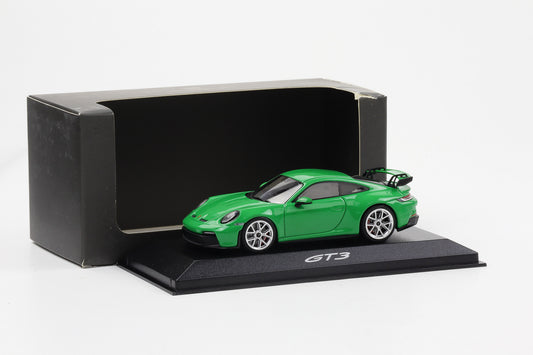 1:43 Minichamps Porsche 911 992 GT3 Coupe phytongrün WAP Dealer