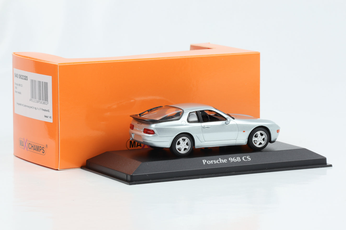 1:43 Porsche 968 CS Clubsport prata 1993 Maxichamps Minichamps