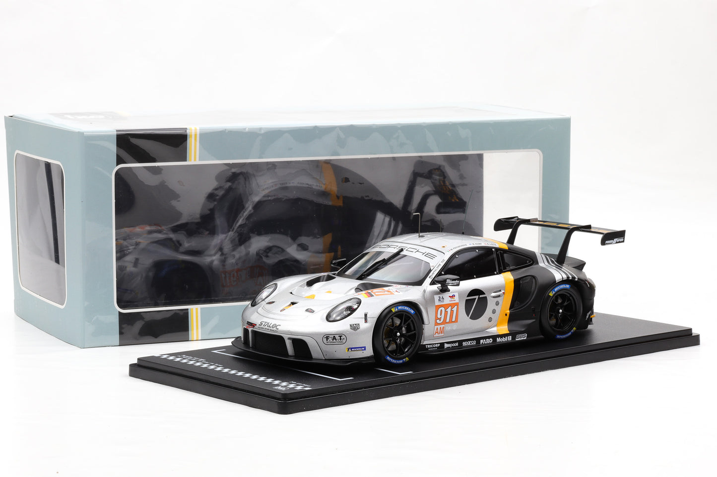 1:18 IXO Porsche 911 RSR-19 #911 24h LeMans 2023 Proton Competition