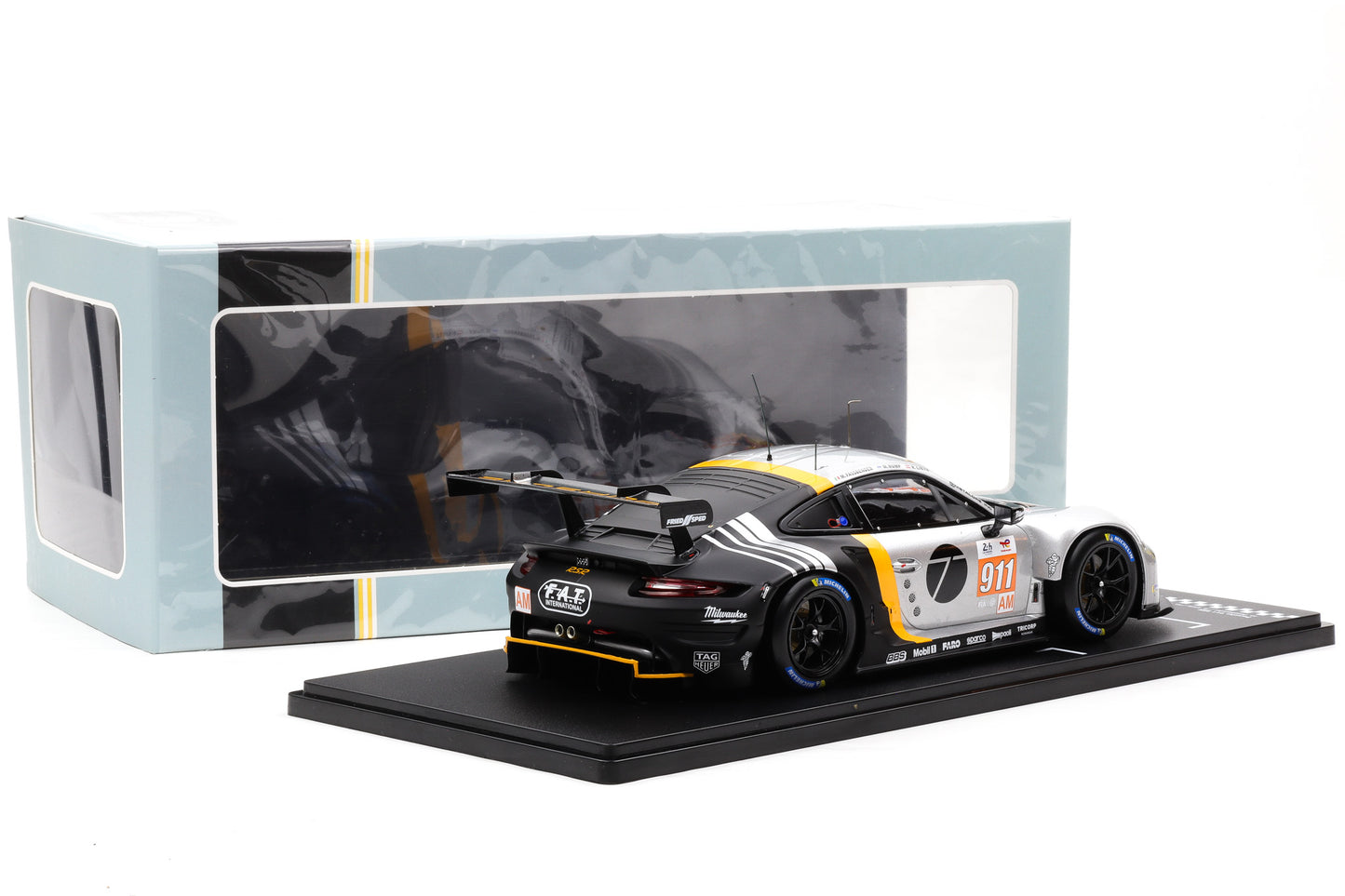 1:18 IXO Porsche 911 RSR-19 #911 24h LeMans 2023 Proton Competition