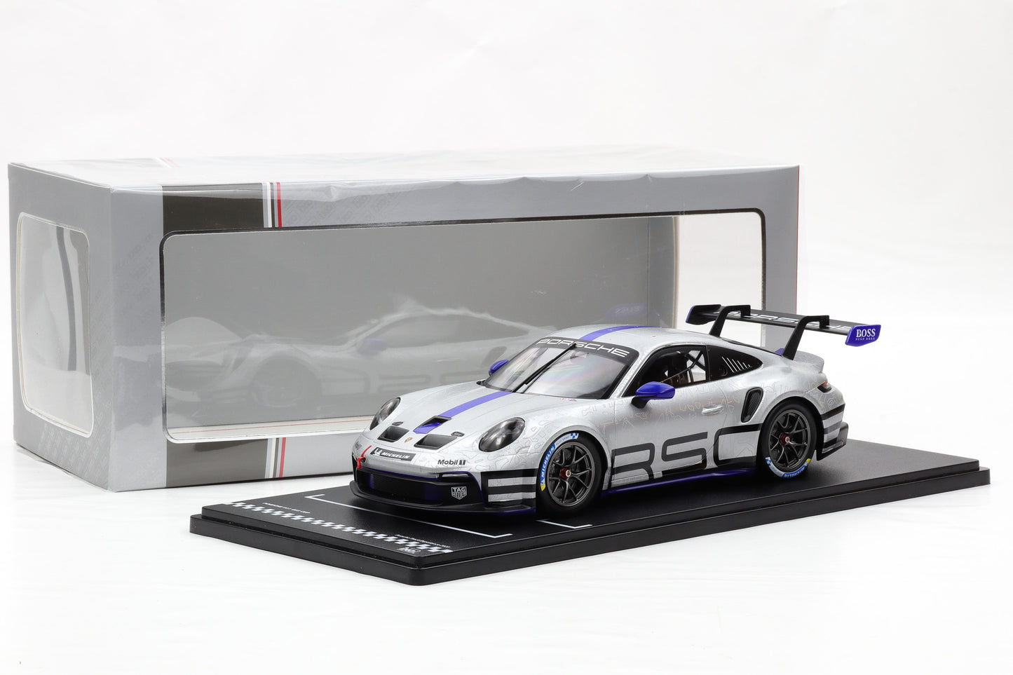 1:18 IXO Porsche Porsche 911 (992) GT3 Cup Track Experience 2023