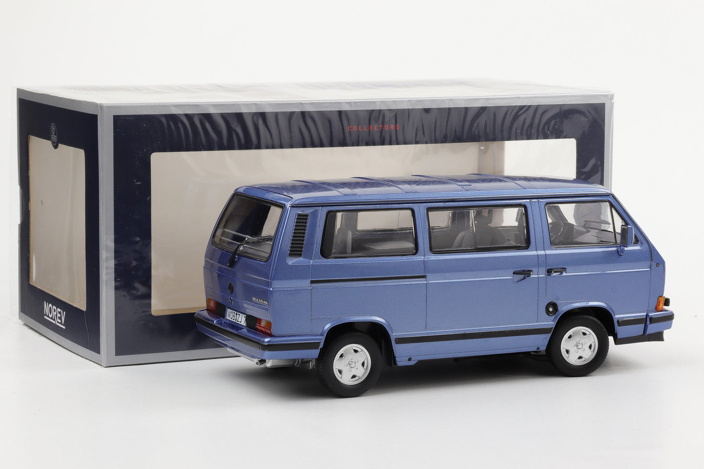 1:18 Norev Volkswagen Bus T3 BLUESTAR 1990 limited diecast 188540
