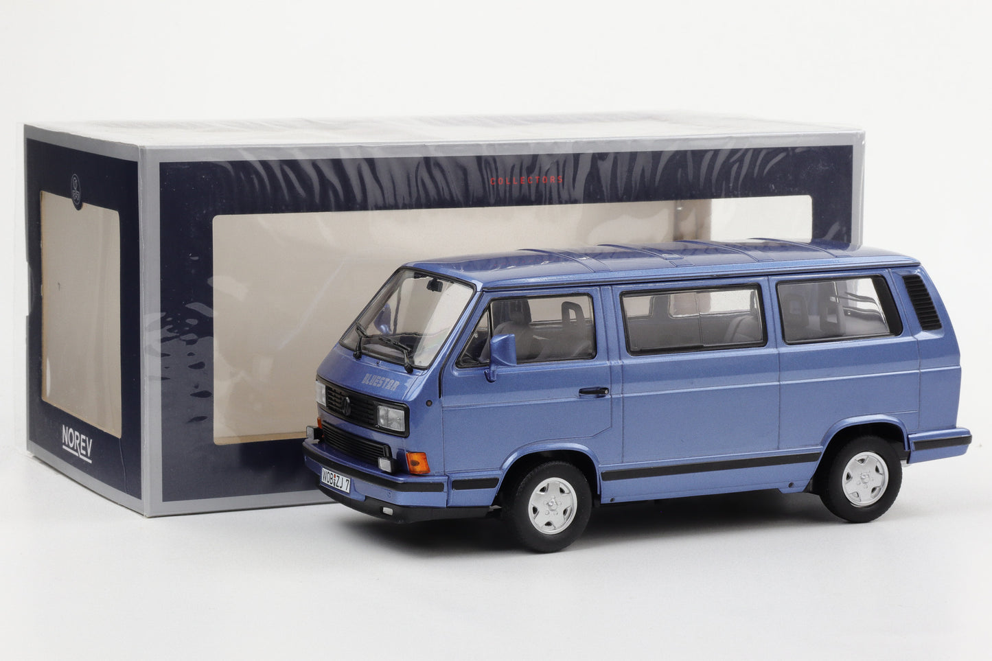 1:18 Norev Volkswagen Bus T3 BLUESTAR 1990 limited diecast 188540