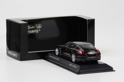 1:43 Minichamps Porsche Panamera Turbo IAA 2009 violett metallic Limited