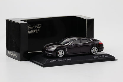 1:43 Minichamps Porsche Panamera Turbo IAA 2009 violett metallic Limited
