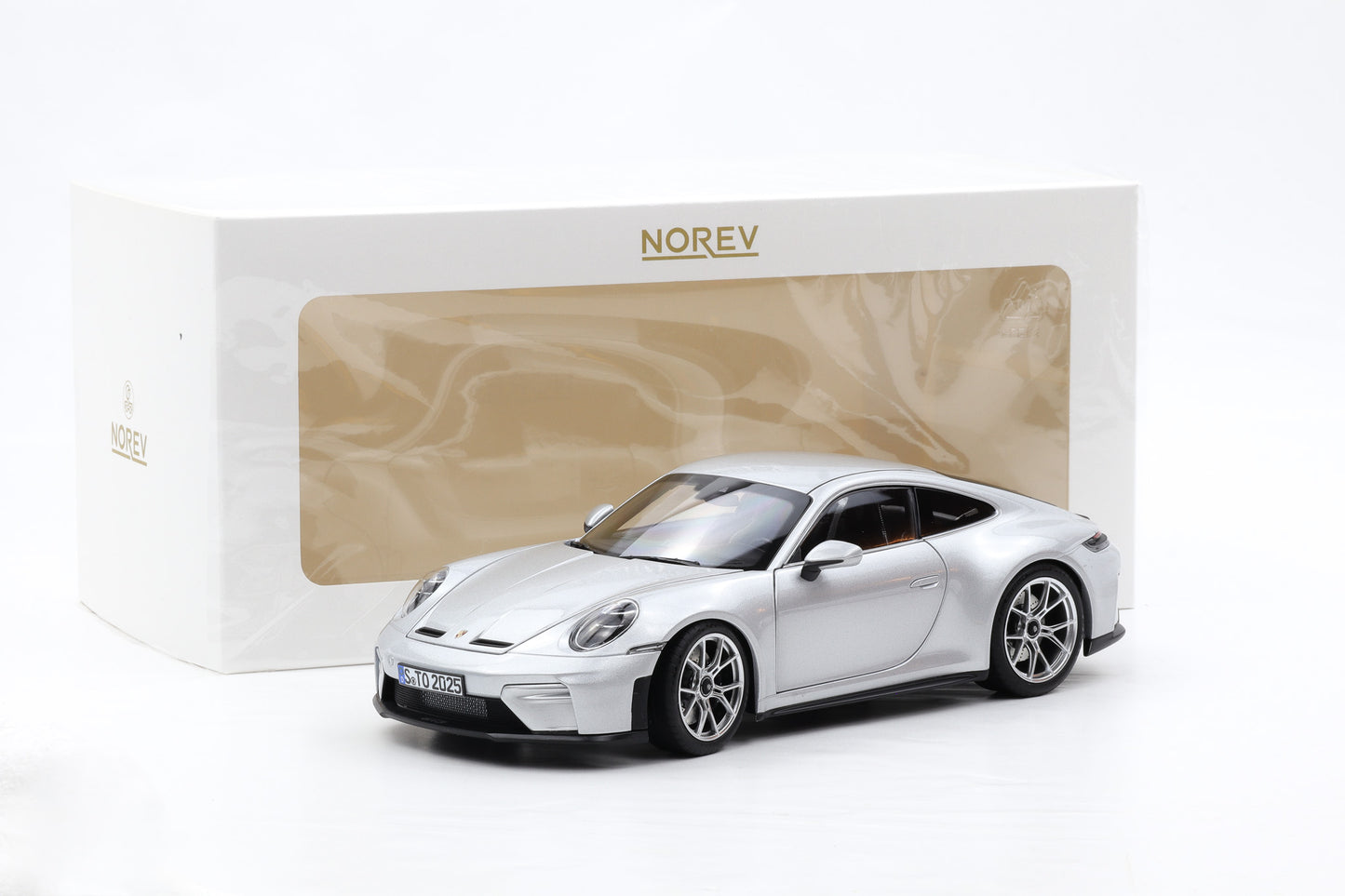 1:18 Norev Porsche 911 GT3 GT-Silbermetallic Touring Paket 2025 187002