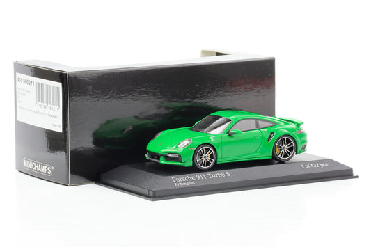 1:43 Porsche 911 992 Turbo S Sport Design Pythonngrün 2021 Minichamps