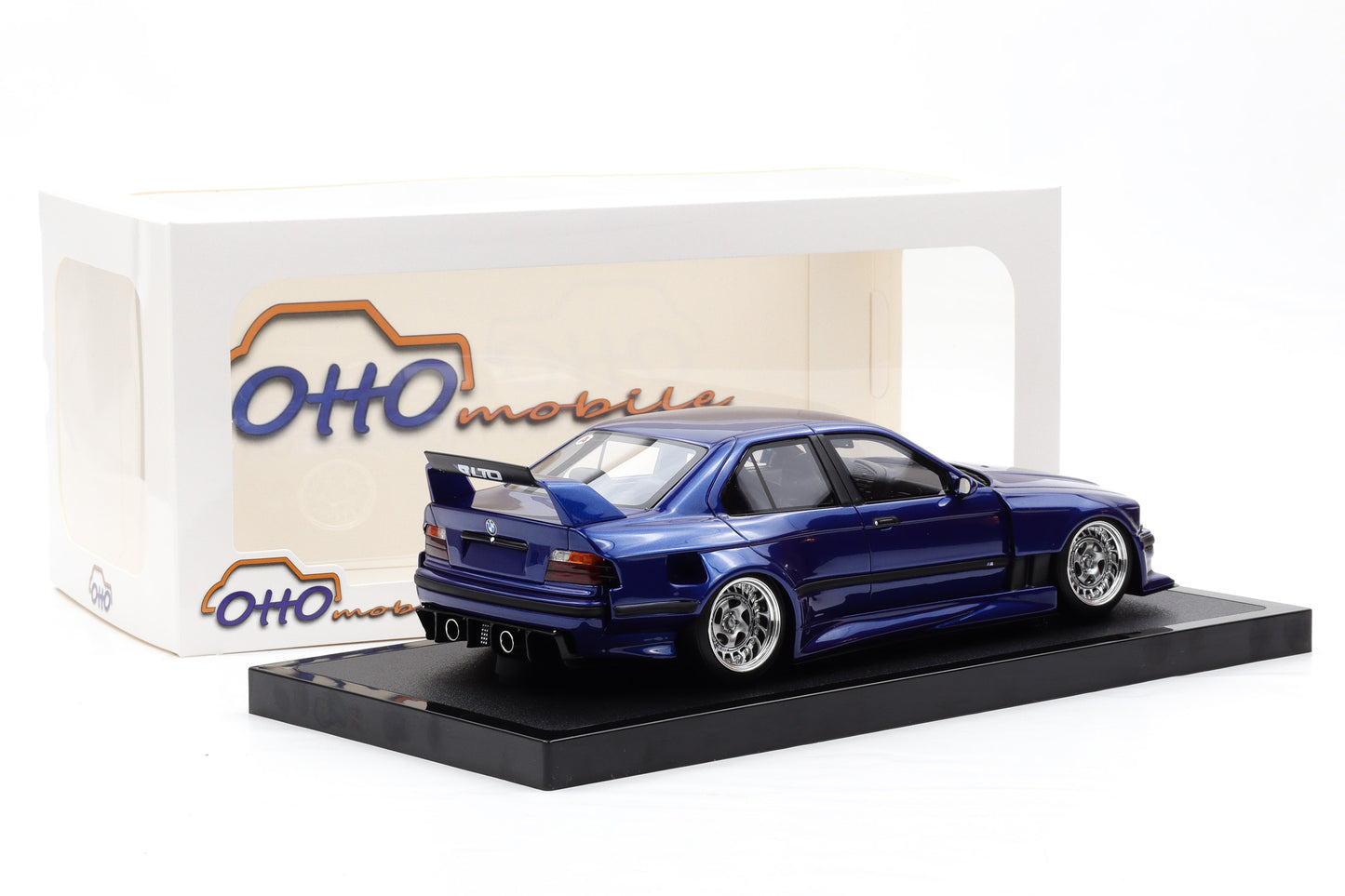 1:18 Otto Mobile BMW E36 LTO Sedan Turbo Khyzyl Saleem 2023 avusblau OT1174