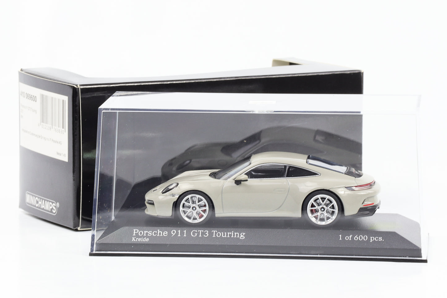 1:43 Porsche 911 992 GT3 Touring 2021 chalk gray Minichamps