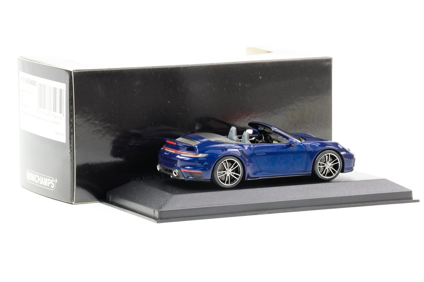 1:43 Porsche 911 992 Turbo S Cabriolet 2020 gentian blue metallic Minichamps