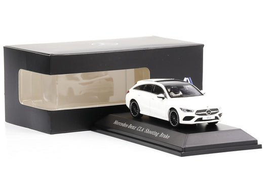 1:43 Spark Mercedes-Benz CLA X118 2019 Shooting Brake polarweiß Dealer