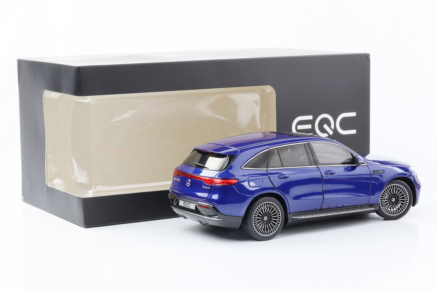 1:18 NZG Mercedes Benz EQC 400 4Matic N293 brillantblau 2019 Dealer