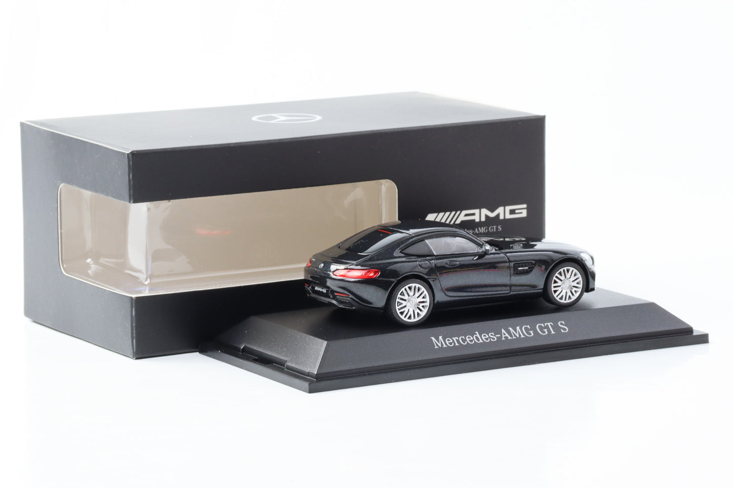 1:43 Mercedes-Benz AMG GT S C190 magnetic black metallic Norev