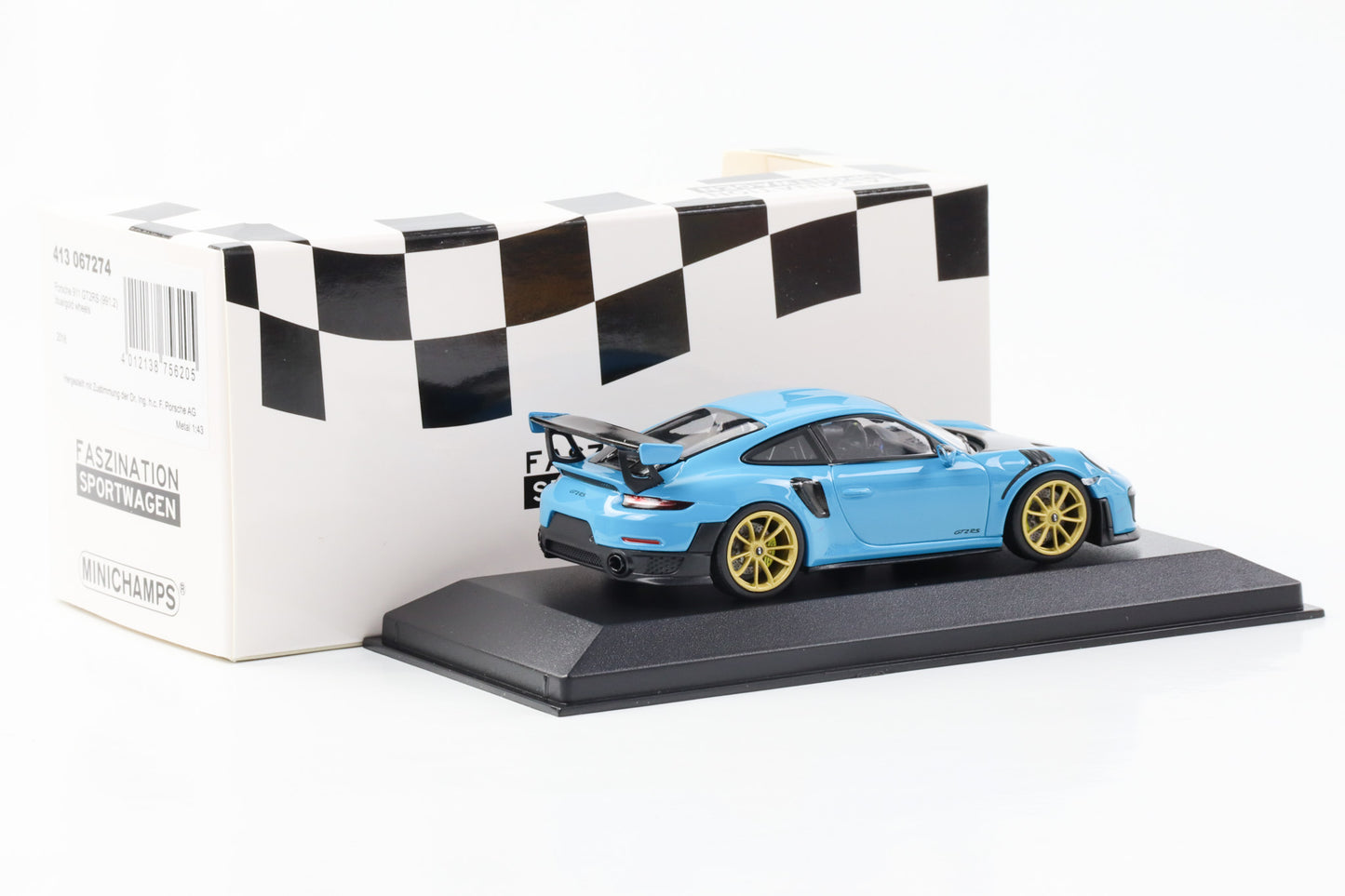 1:43 Porsche 911 GT2 RS 991.2 2018 miami blue golden rims Minichamps