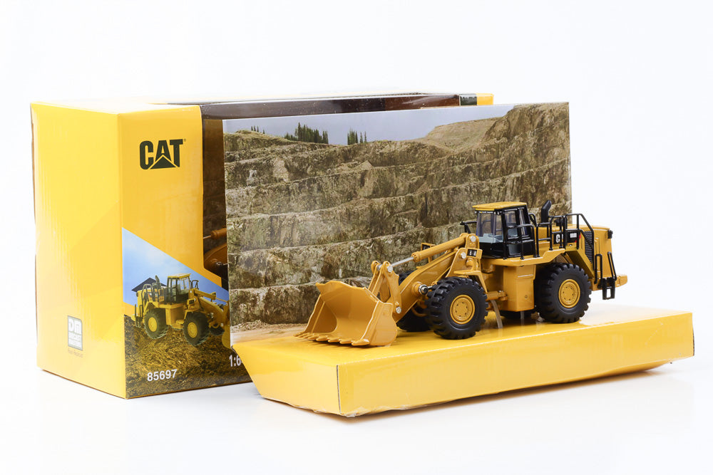 1:64 CAT 988H Wheel Loader Frontlader 185mm DM Diecast masters