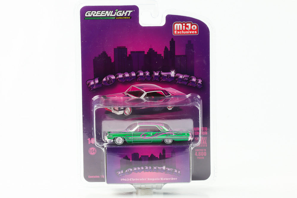 1:64 Lowrider 1963 雪佛兰 Impala 带粉色饰件绿机 Greenlight Mijo