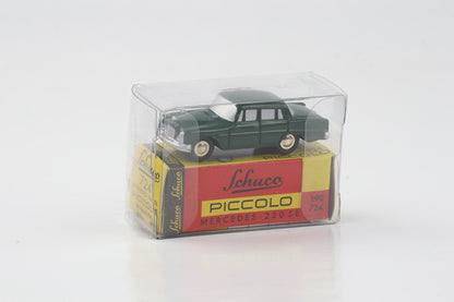 1:90 Mercedes-Benz 220 SE verde scuro Schuco Piccolo 01241