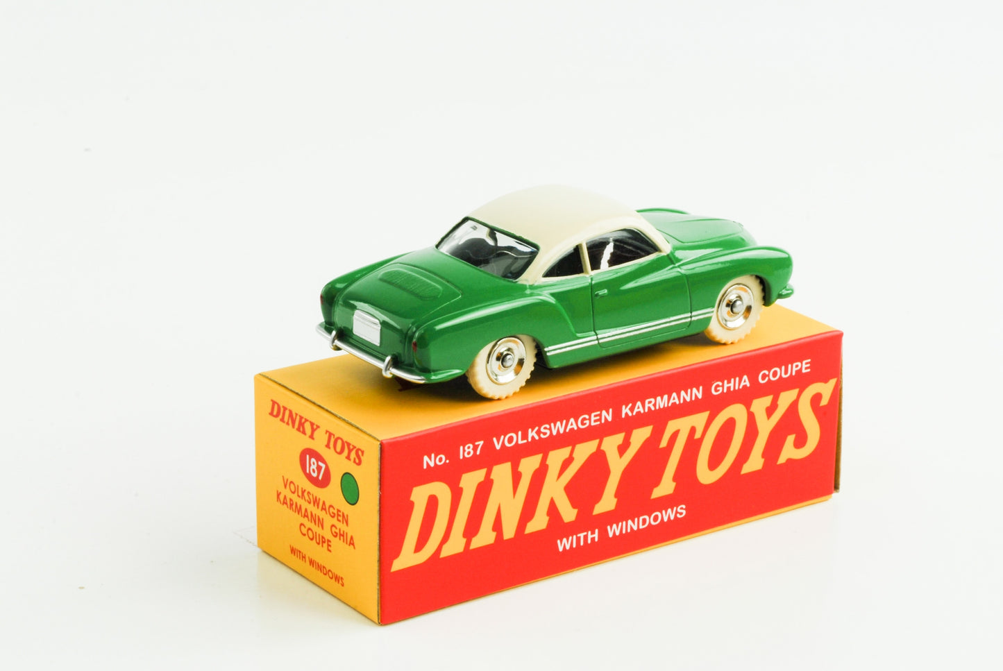 1:43 VW Karmann Ghia Coupé verde Dinky Toys DeAgostini 187