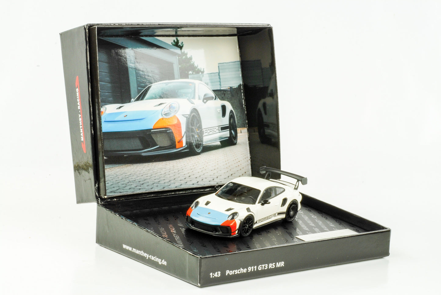 1:43 Manthey 911 991 II GT3 RS MR weiss blau Giftbox Minichamps limited