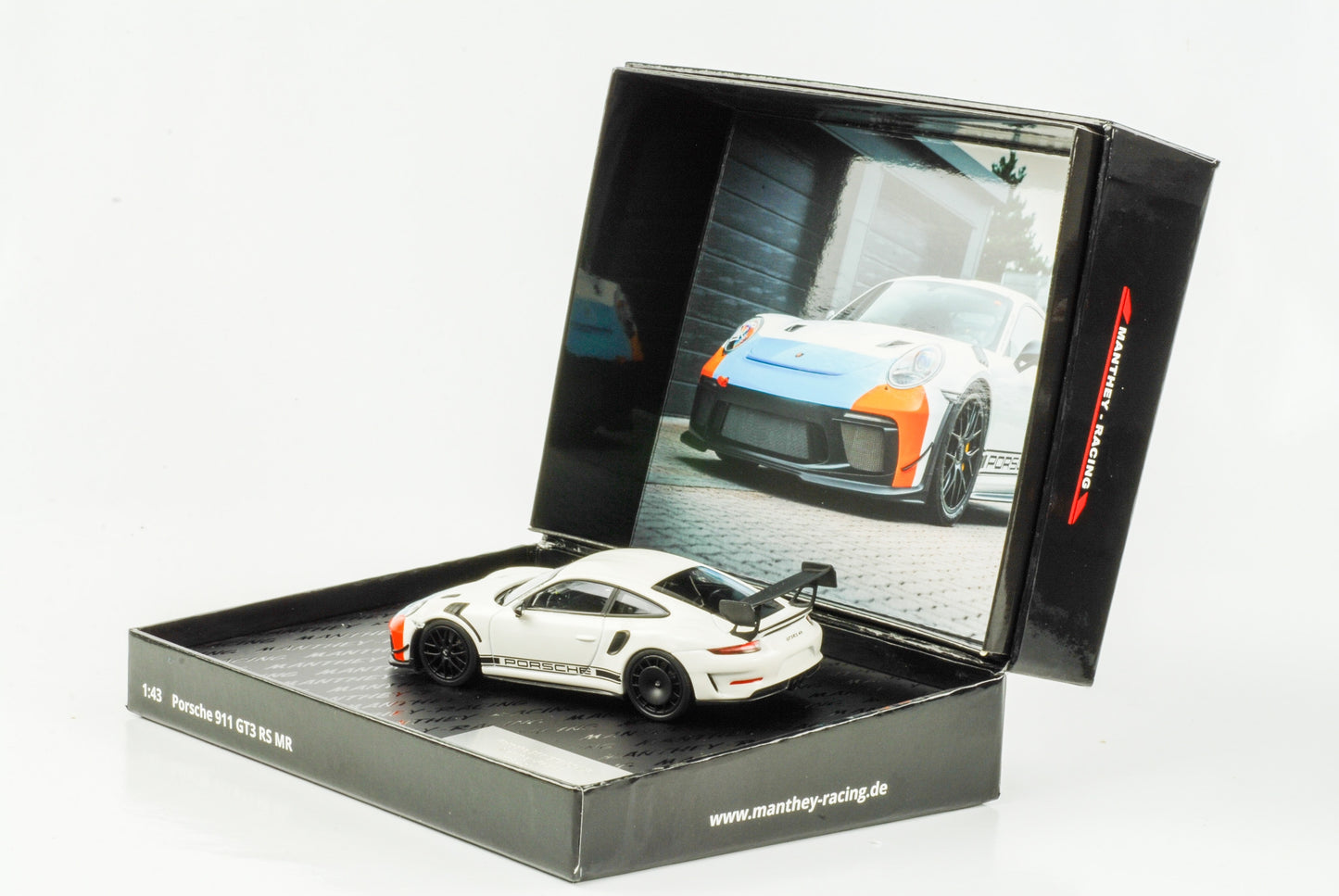 1:43 Manthey 911 991 II GT3 RS MR weiss blau Giftbox Minichamps limited